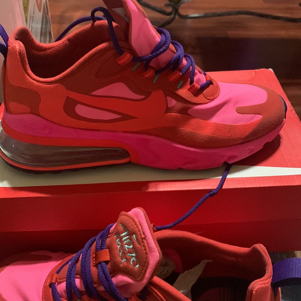 Nike Air Max 270 - Picture 3 of 6